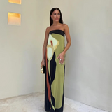 Paula - Vestido Elegante com Decote