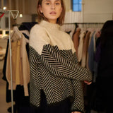 Antónia -  Colarinho Alto