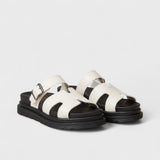 Rosinha - Sandálias ortopédicas com design em H